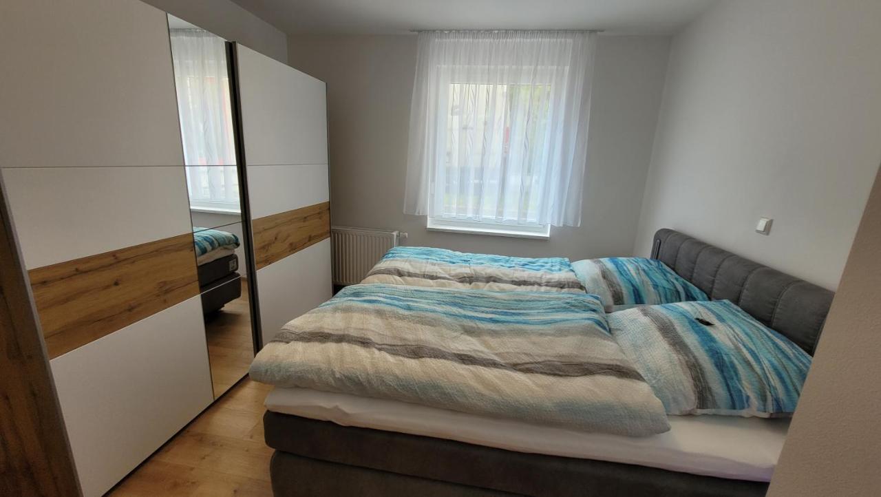Sachsentraum - Naehe Goeltzschtalbruecke Apartment ไรเคนบาค อิม โวกท์ลันด์ ภายนอก รูปภาพ
